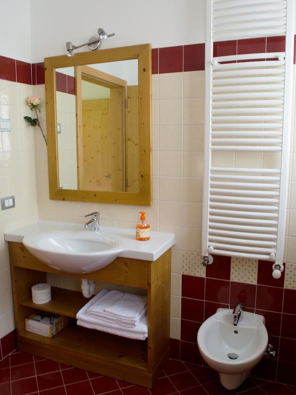 コゴロ Baita Scaia Bed & Breakfast 部屋 写真